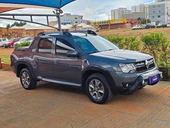 RENAULT DUSTER OROCH 2.0 16V FLEX DYNAMIQUE 4P AUTOMÁTICO